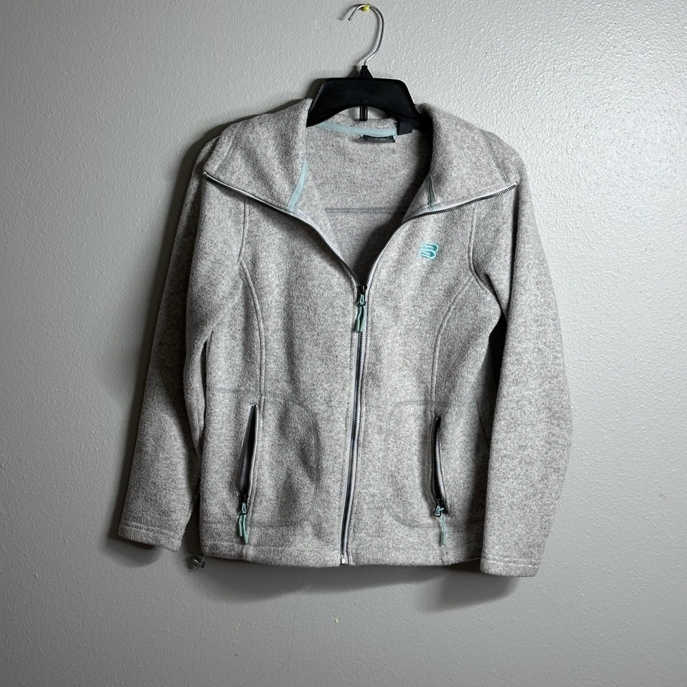New Balance Women Gray Full Zip Sweater Jacket size petite‎ Small.